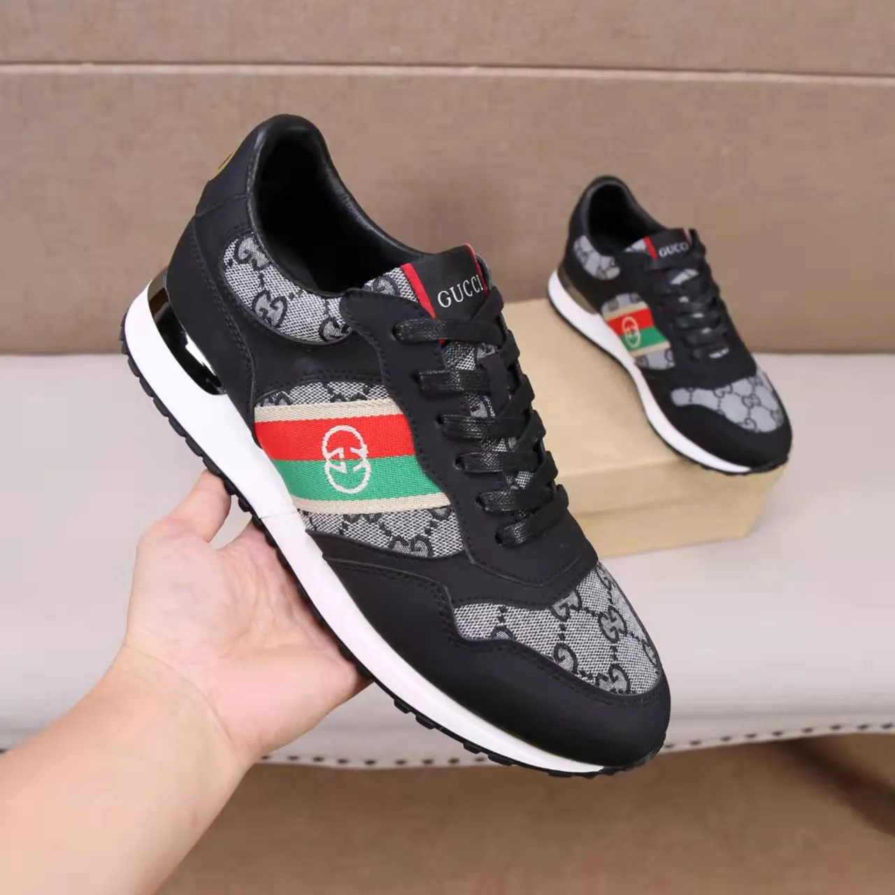 p420 [Gucci Sports Men's Shoes] Gucci fashionable casual men's shoes 🇨🇳Original 1:1 mold, new model debuts first 💯Not high-profile but avant-garde, simple, low-key and fashionable, super versatile style 🌿Original cowhide production ➕Sheepskin lining🎋The version is comfortable on the feet, first-class workmanship🍍38-44 Large quantities in stock